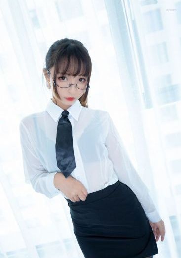 受被卖给乡下糙汉中年攻双性