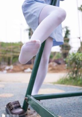 老男孩免费观看绯红女巫
