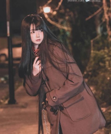 晚上进了二女小妍身体
