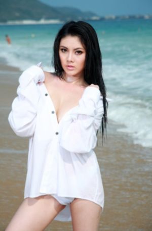 年轻的嫂子二