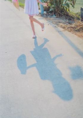 第一次爱的人免费看电视